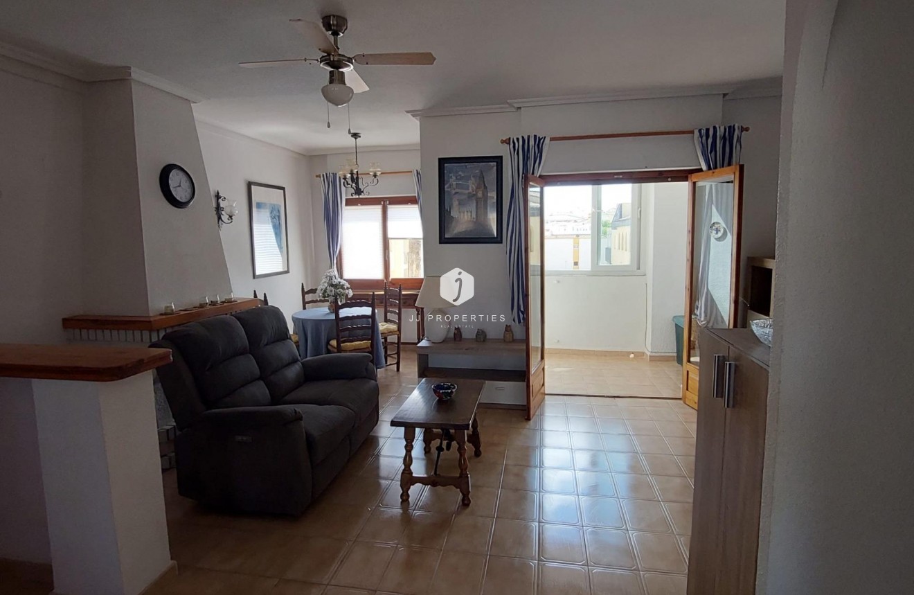 Tweedehands - Appartement / flat -
Torrevieja - Punta prima