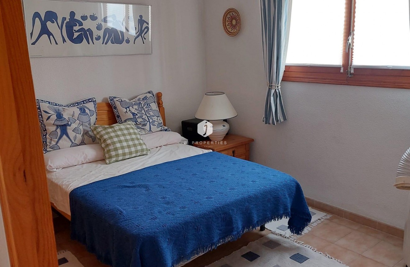 Tweedehands - Appartement / flat -
Torrevieja - Punta prima