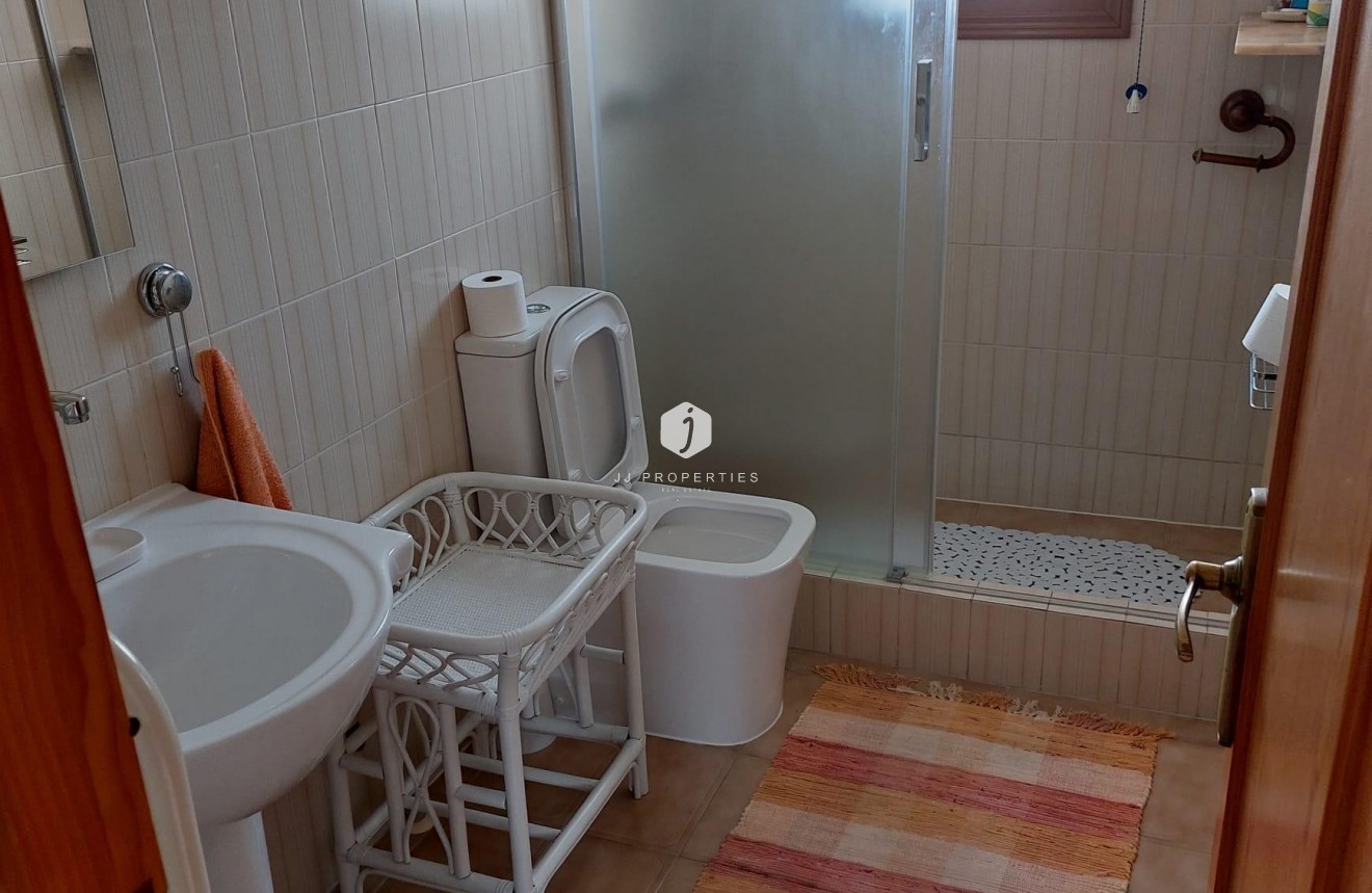 Tweedehands - Appartement / flat -
Torrevieja - Punta prima