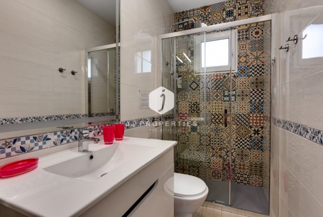 Tweedehands - Villa -
Torrevieja - San luis