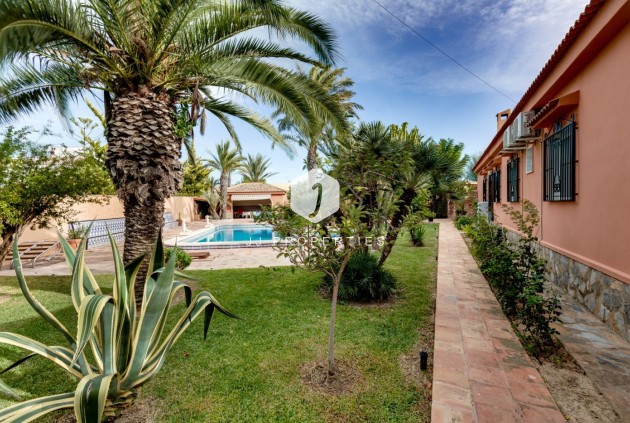 Tweedehands - Villa -
Torrevieja - San luis
