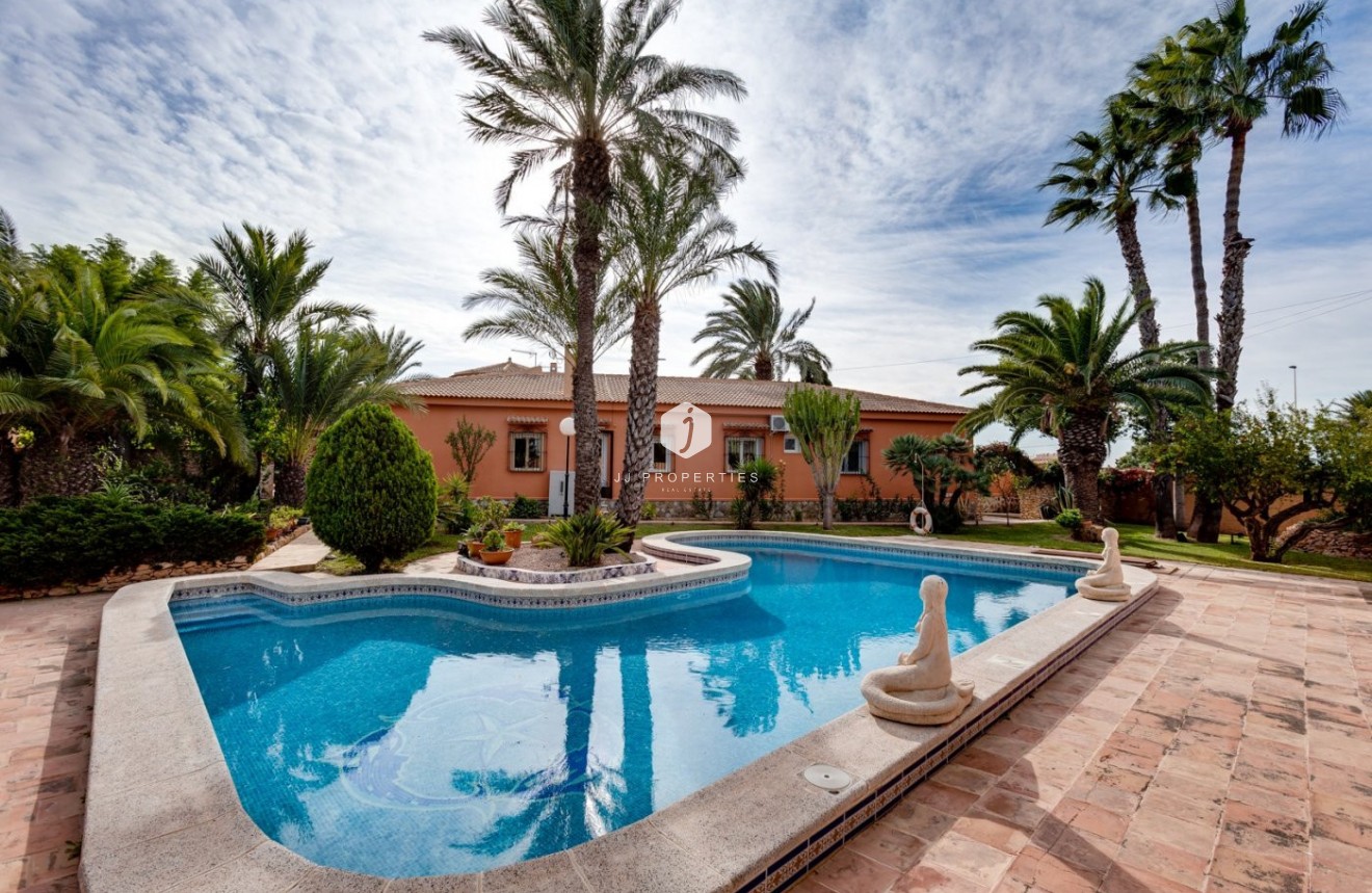 Tweedehands - Villa -
Torrevieja - San luis