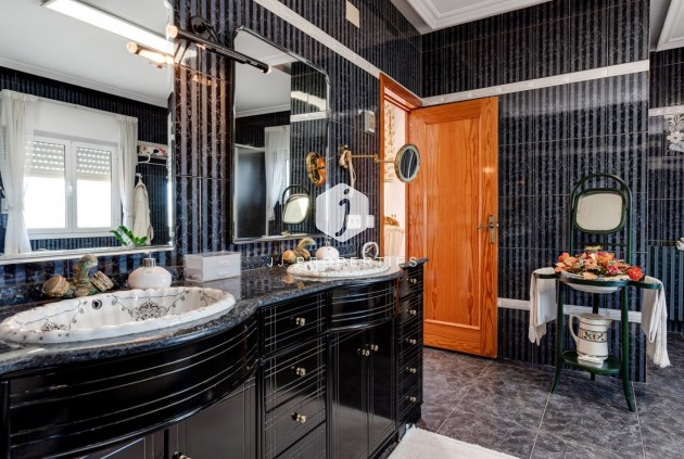 Tweedehands - Villa -
Torrevieja - San luis