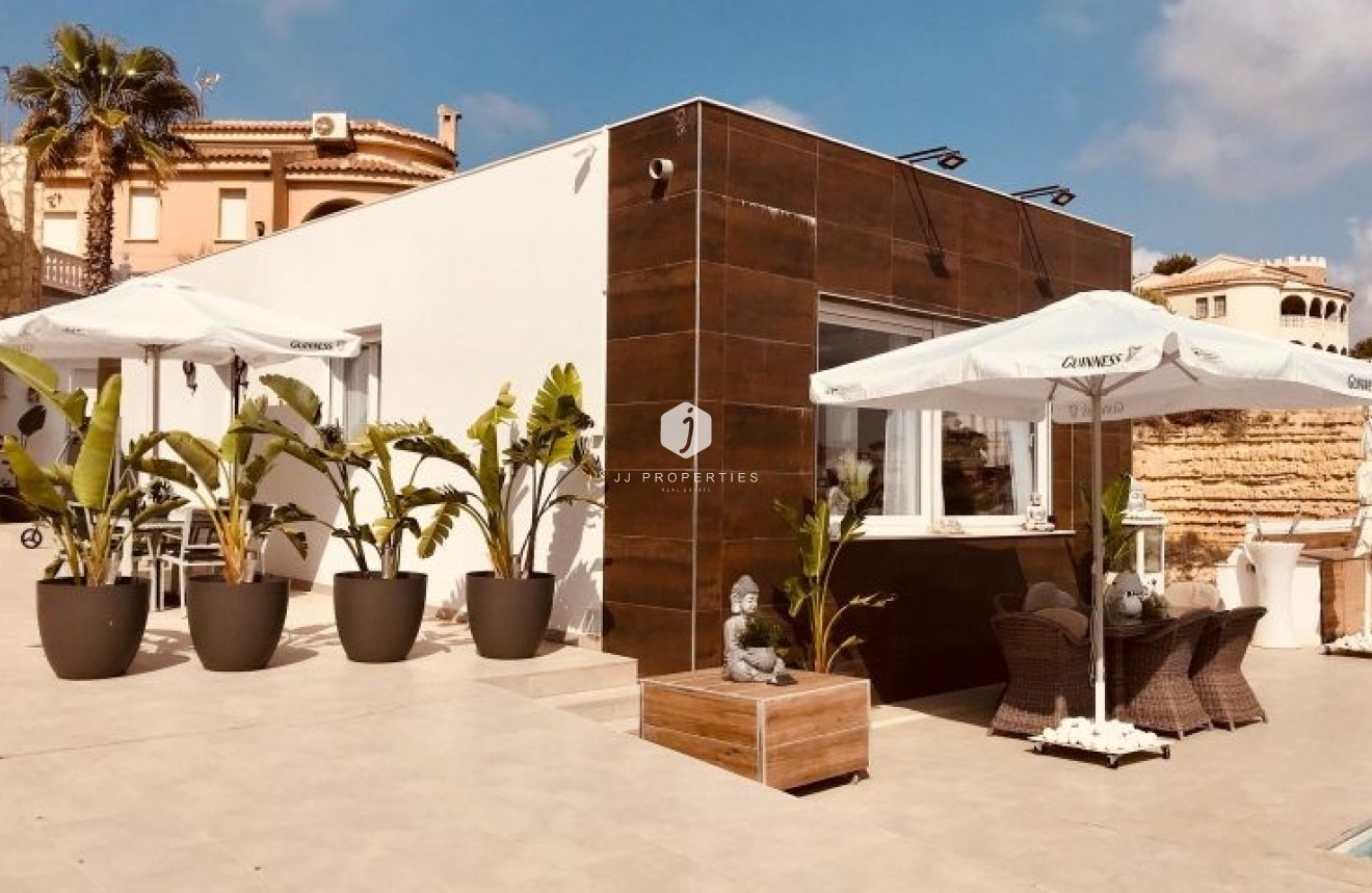 Tweedehands - Villa -
Ciudad Quesada - Costa Blanca