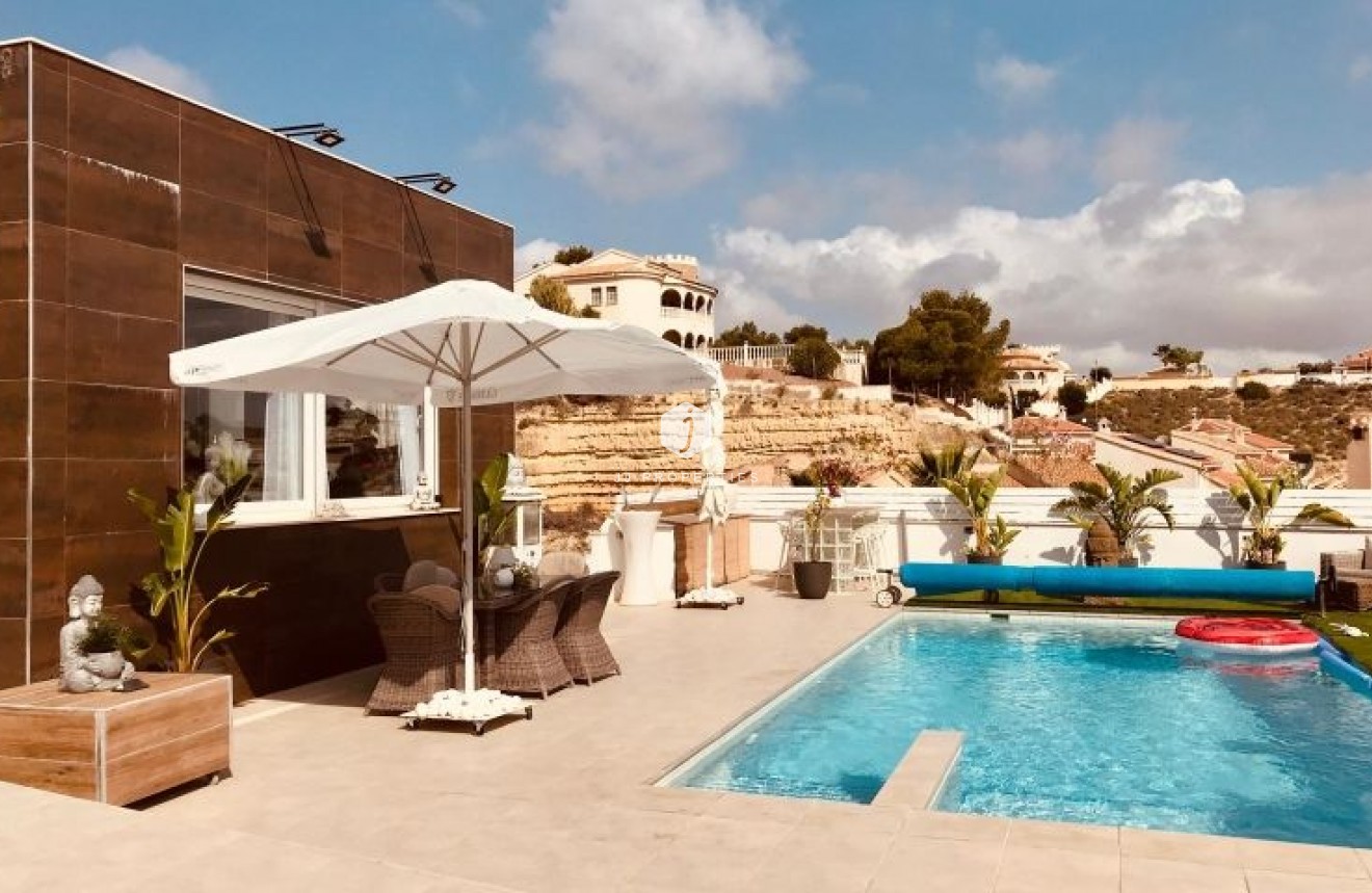 Tweedehands - Villa -
Ciudad Quesada - Costa Blanca