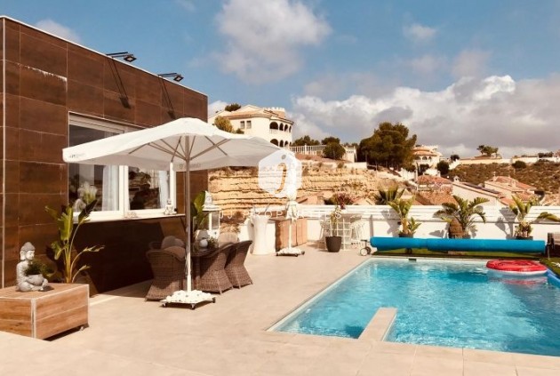 Tweedehands - Villa -
Ciudad Quesada - Costa Blanca