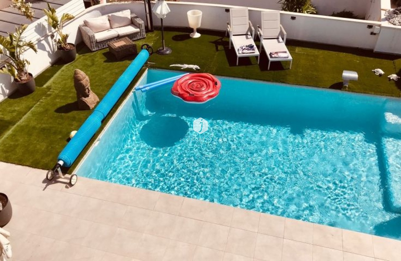 Tweedehands - Villa -
Ciudad Quesada - Costa Blanca