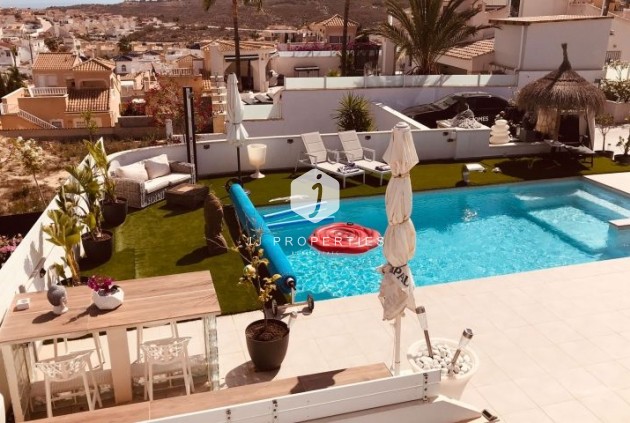 Tweedehands - Villa -
Ciudad Quesada - Costa Blanca