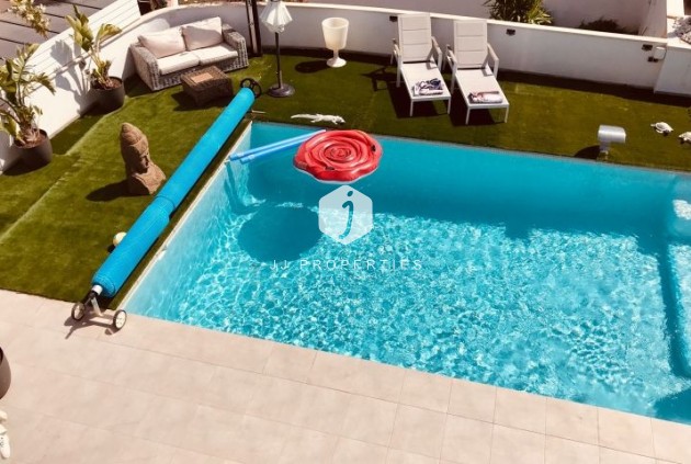 Tweedehands - Villa -
Ciudad Quesada - Costa Blanca