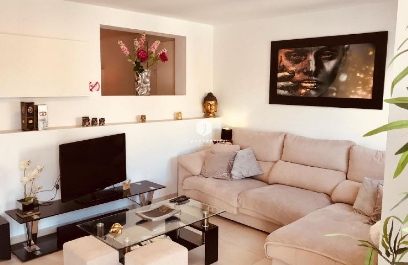 Tweedehands - Villa -
Ciudad Quesada - Costa Blanca