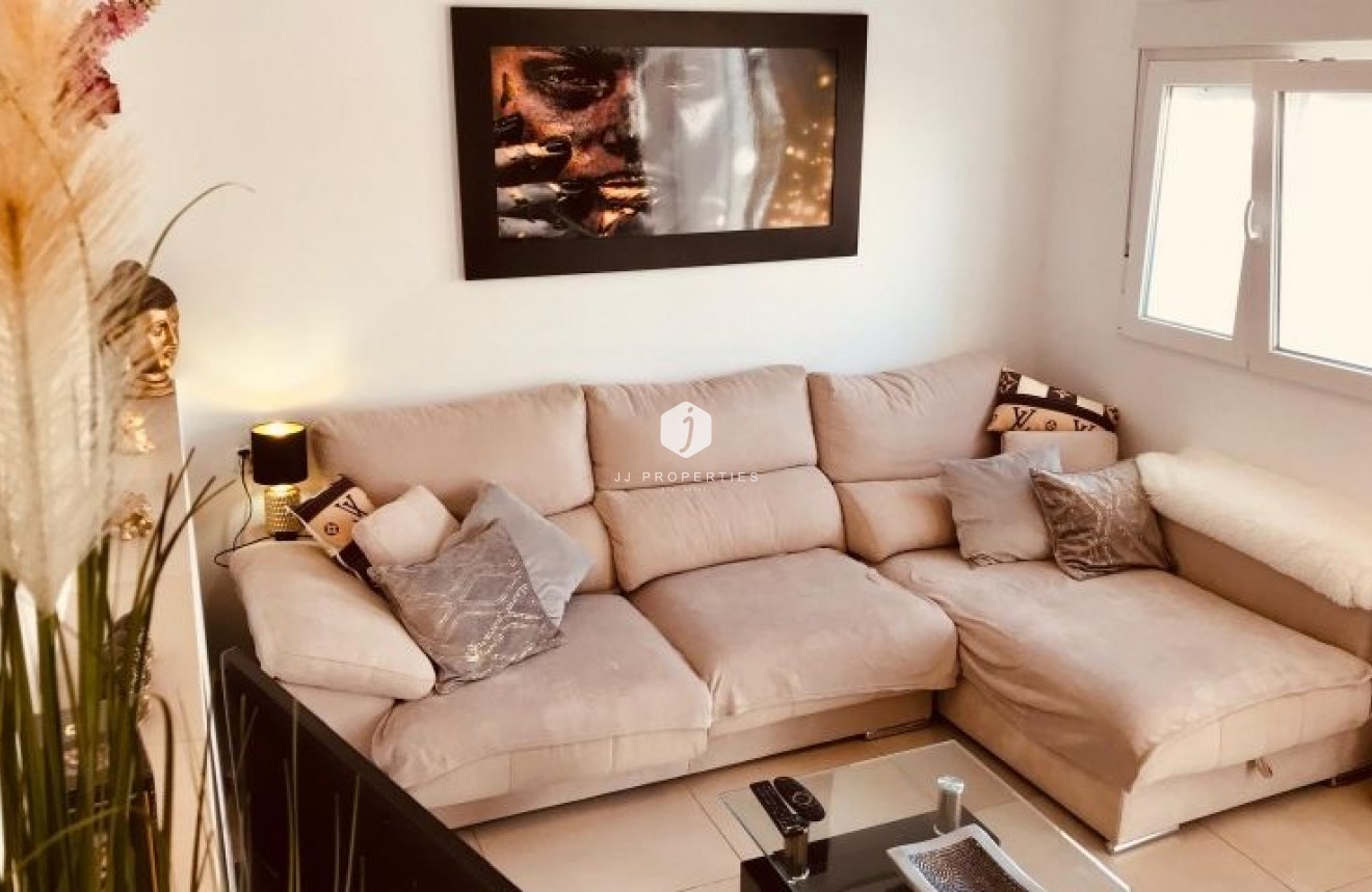 Tweedehands - Villa -
Ciudad Quesada - Costa Blanca