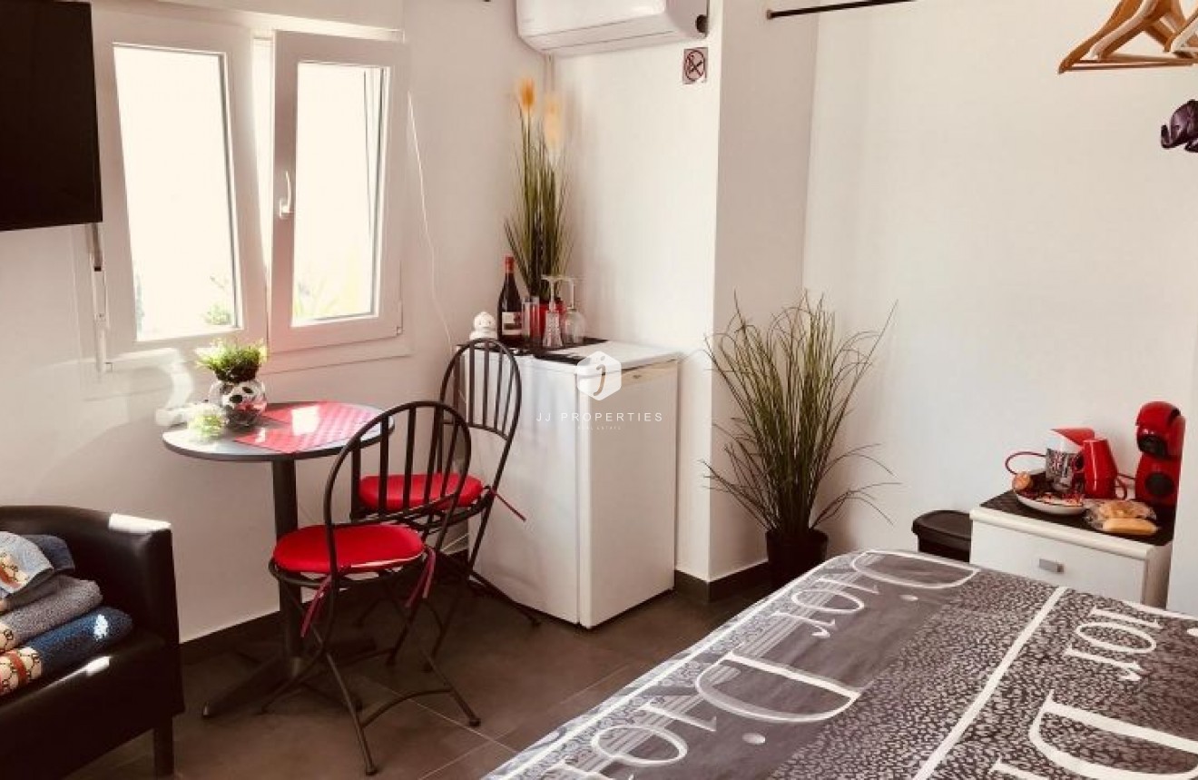 Tweedehands - Villa -
Ciudad Quesada - Costa Blanca