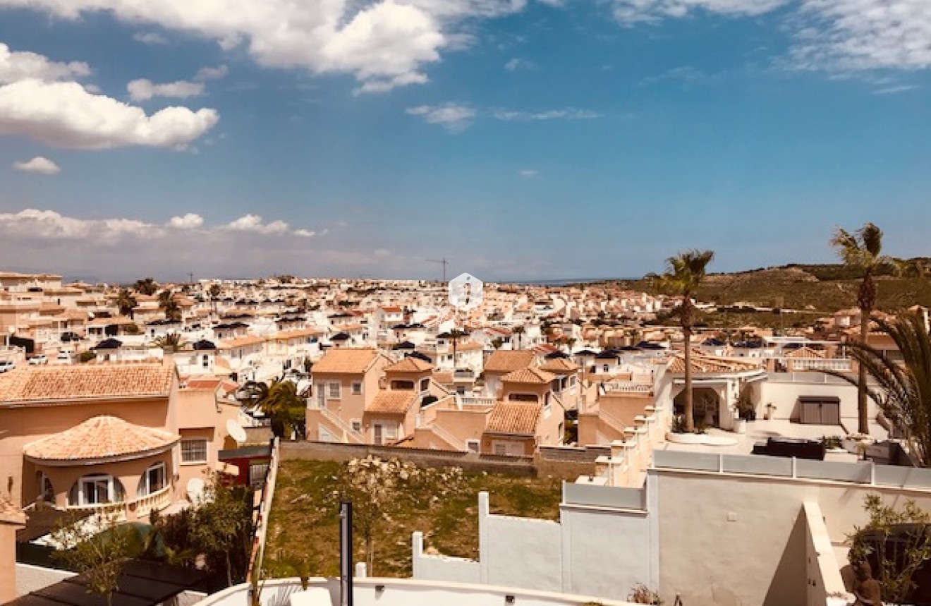 Tweedehands - Villa -
Ciudad Quesada - Costa Blanca