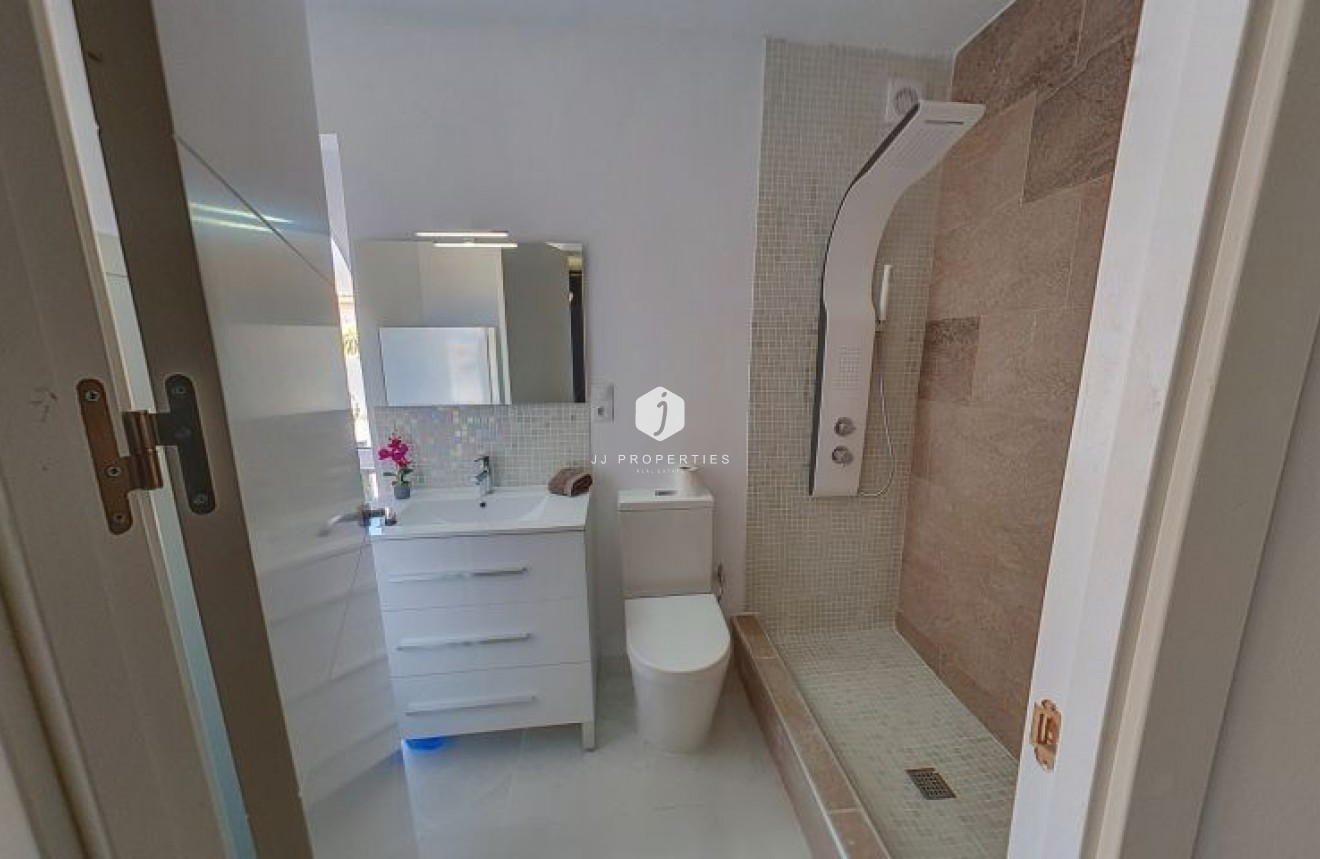 Tweedehands - Villa -
Ciudad Quesada - Costa Blanca