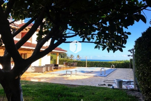 Tweedehands - Villa -
Orihuela Costa - Costa Blanca