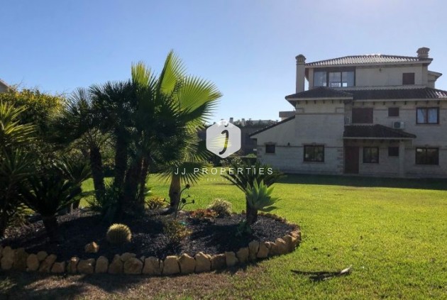 Tweedehands - Villa -
Orihuela Costa - Costa Blanca