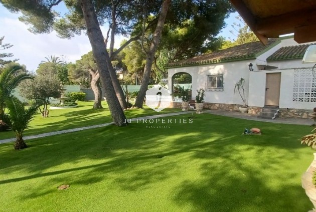 Tweedehands - Villa -
Orihuela Costa - Costa Blanca