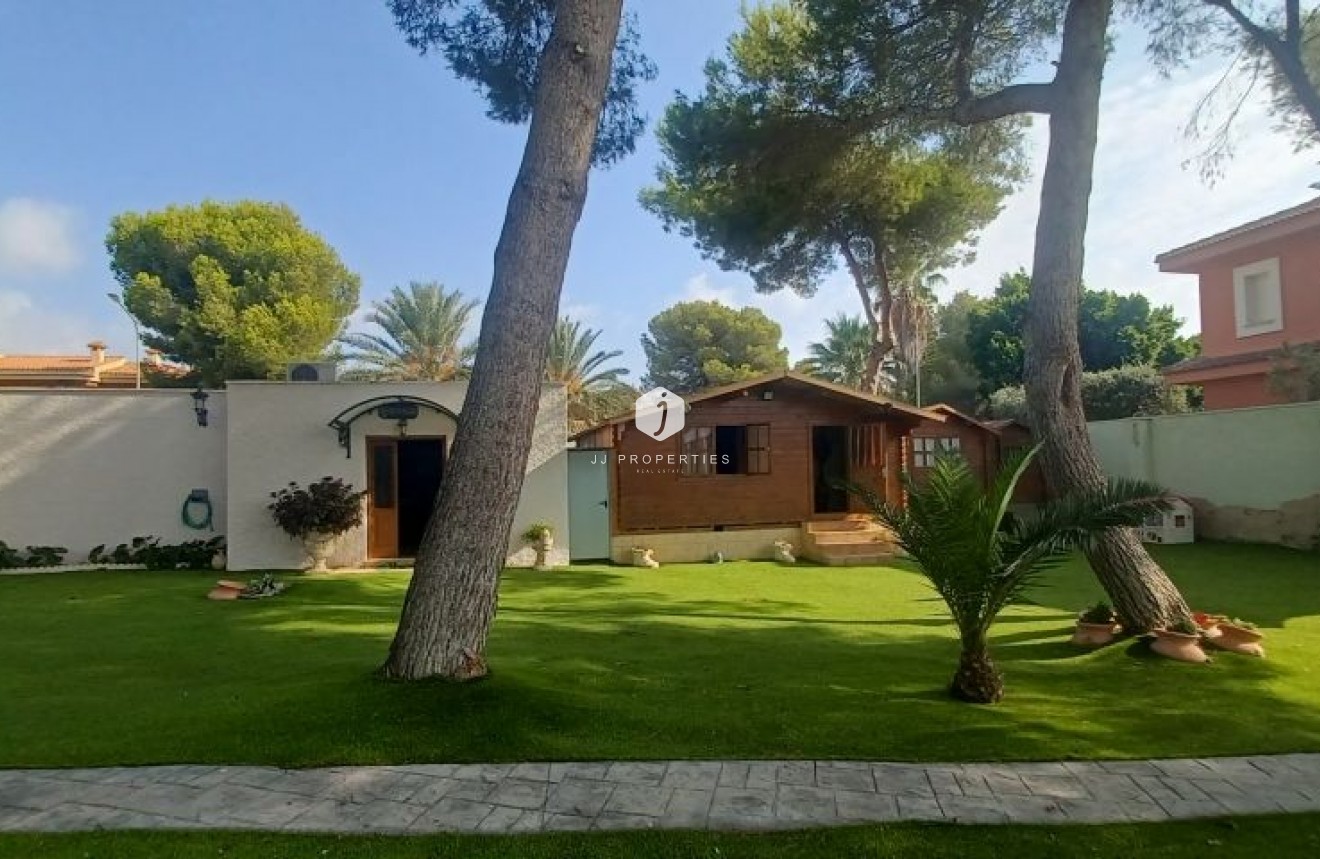 Tweedehands - Villa -
Orihuela Costa - Costa Blanca