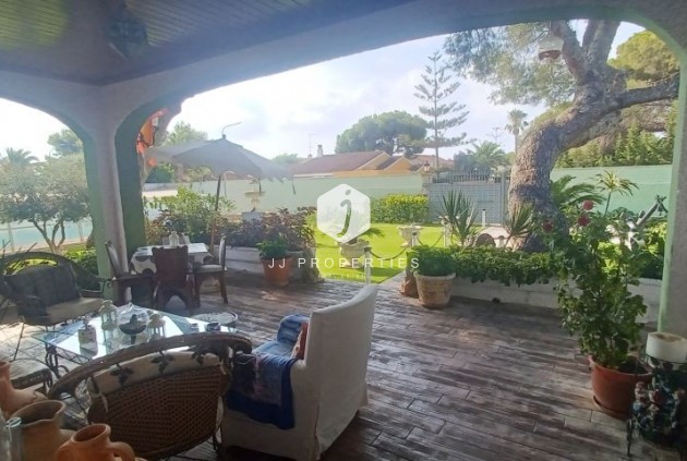 Tweedehands - Villa -
Orihuela Costa - Costa Blanca