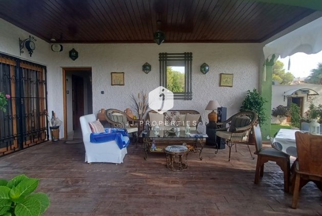 Tweedehands - Villa -
Orihuela Costa - Costa Blanca