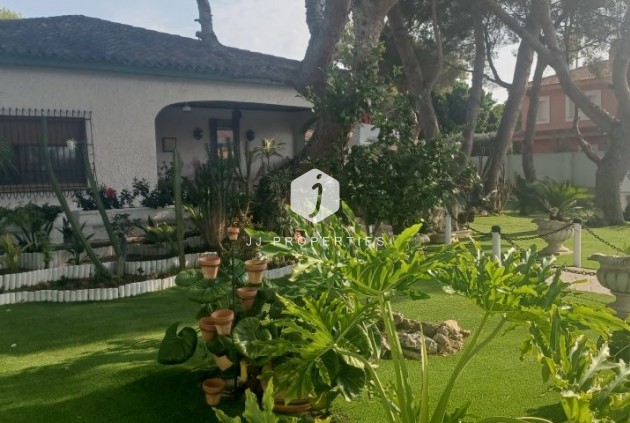 Tweedehands - Villa -
Orihuela Costa - Costa Blanca