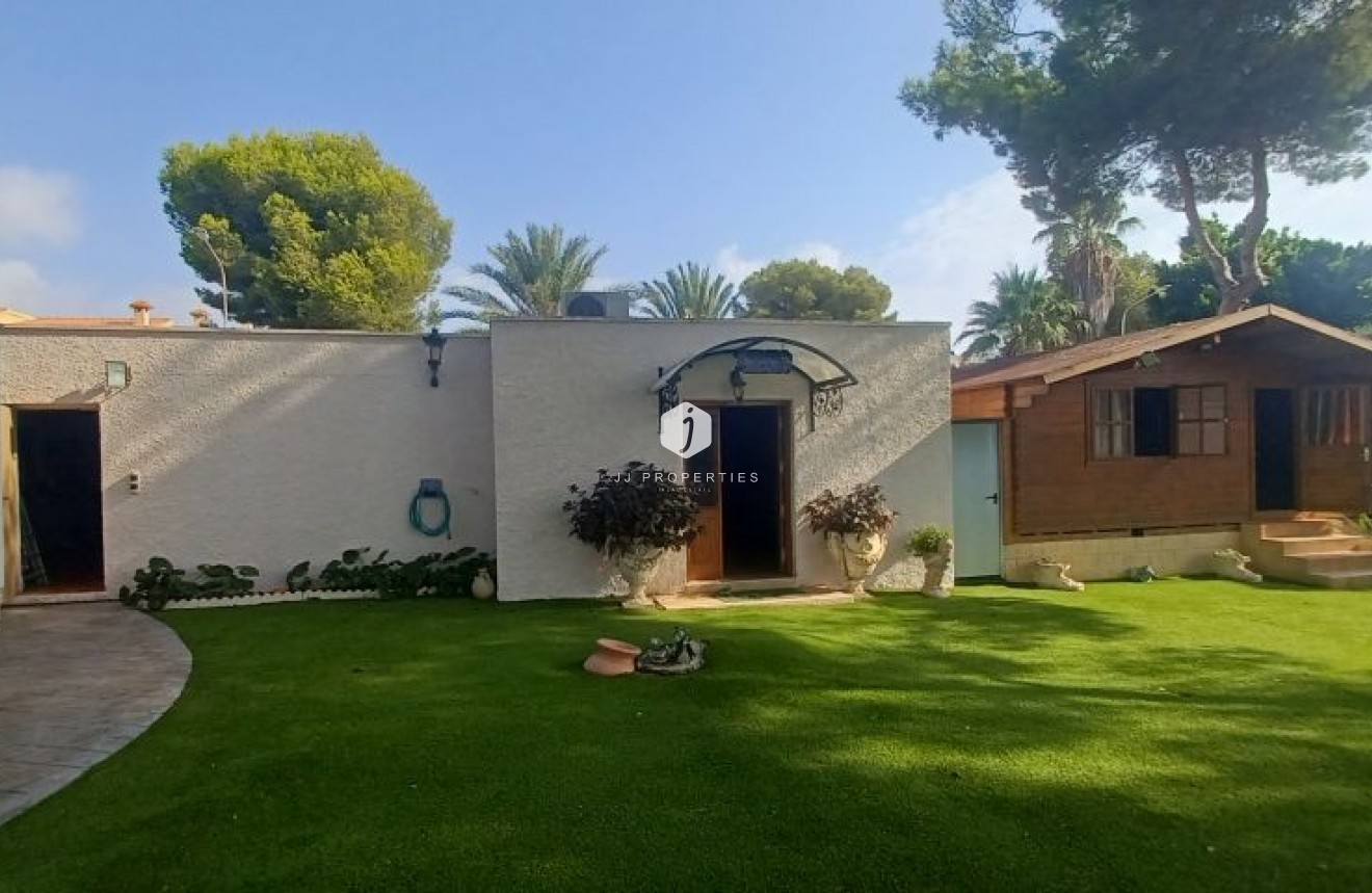 Tweedehands - Villa -
Orihuela Costa - Costa Blanca