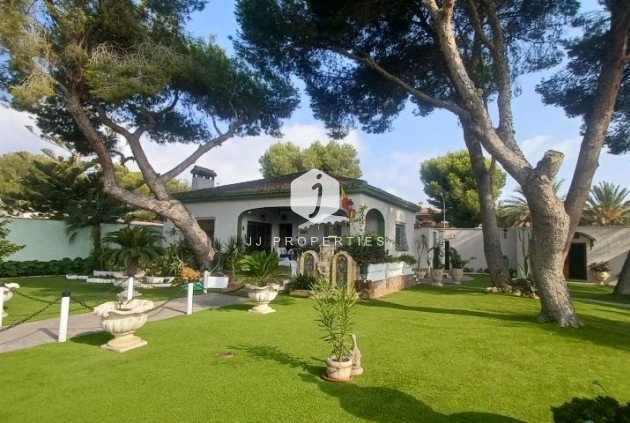 Tweedehands - Villa -
Orihuela Costa - Costa Blanca