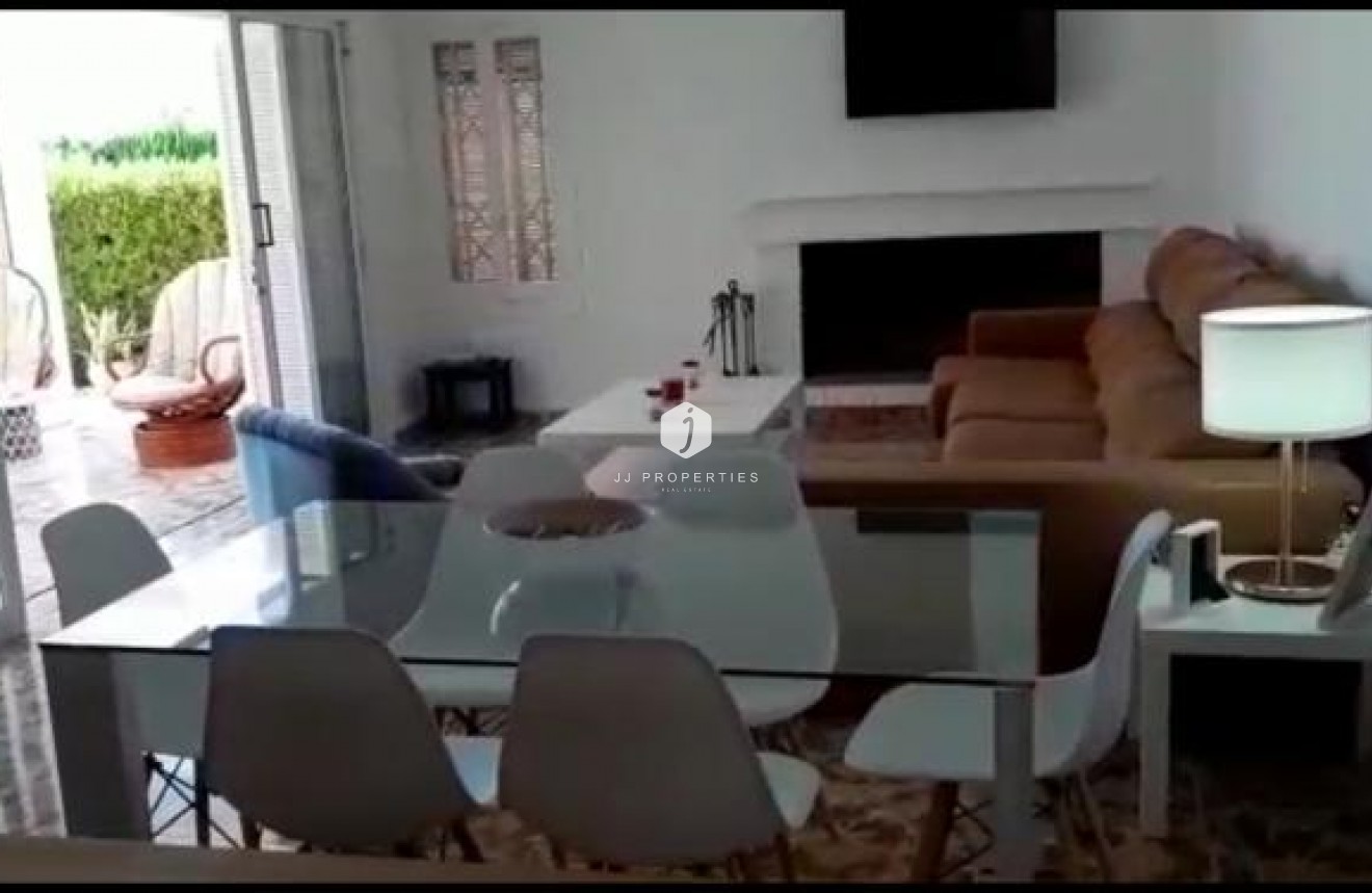 Tweedehands - Villa -
Torrevieja - Costa Blanca