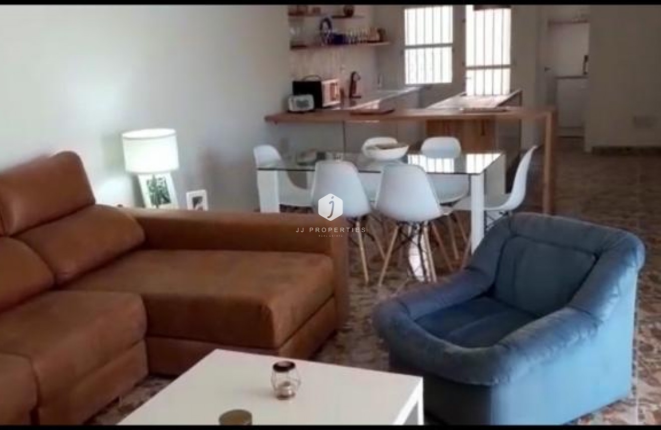 Tweedehands - Villa -
Torrevieja - Costa Blanca