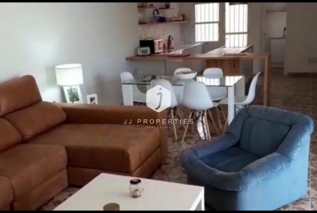 Tweedehands - Villa -
Torrevieja - Costa Blanca