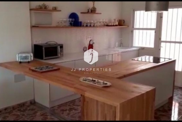 Tweedehands - Villa -
Torrevieja - Costa Blanca