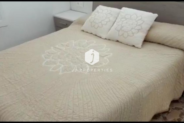 Tweedehands - Villa -
Torrevieja - Costa Blanca