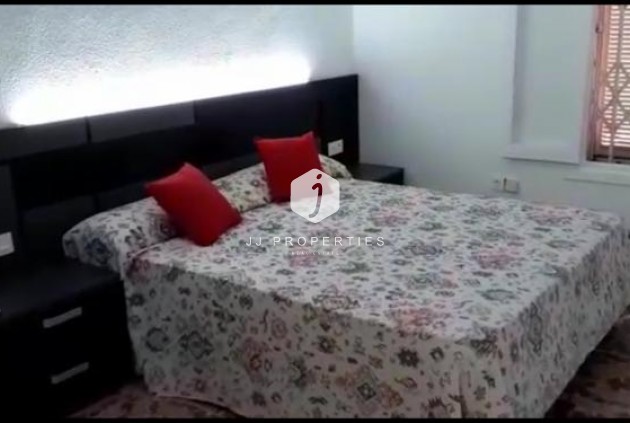 Tweedehands - Villa -
Torrevieja - Costa Blanca