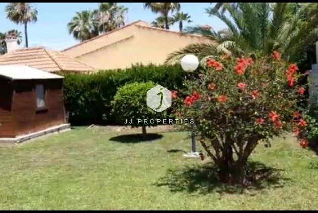 Tweedehands - Villa -
Torrevieja - Costa Blanca
