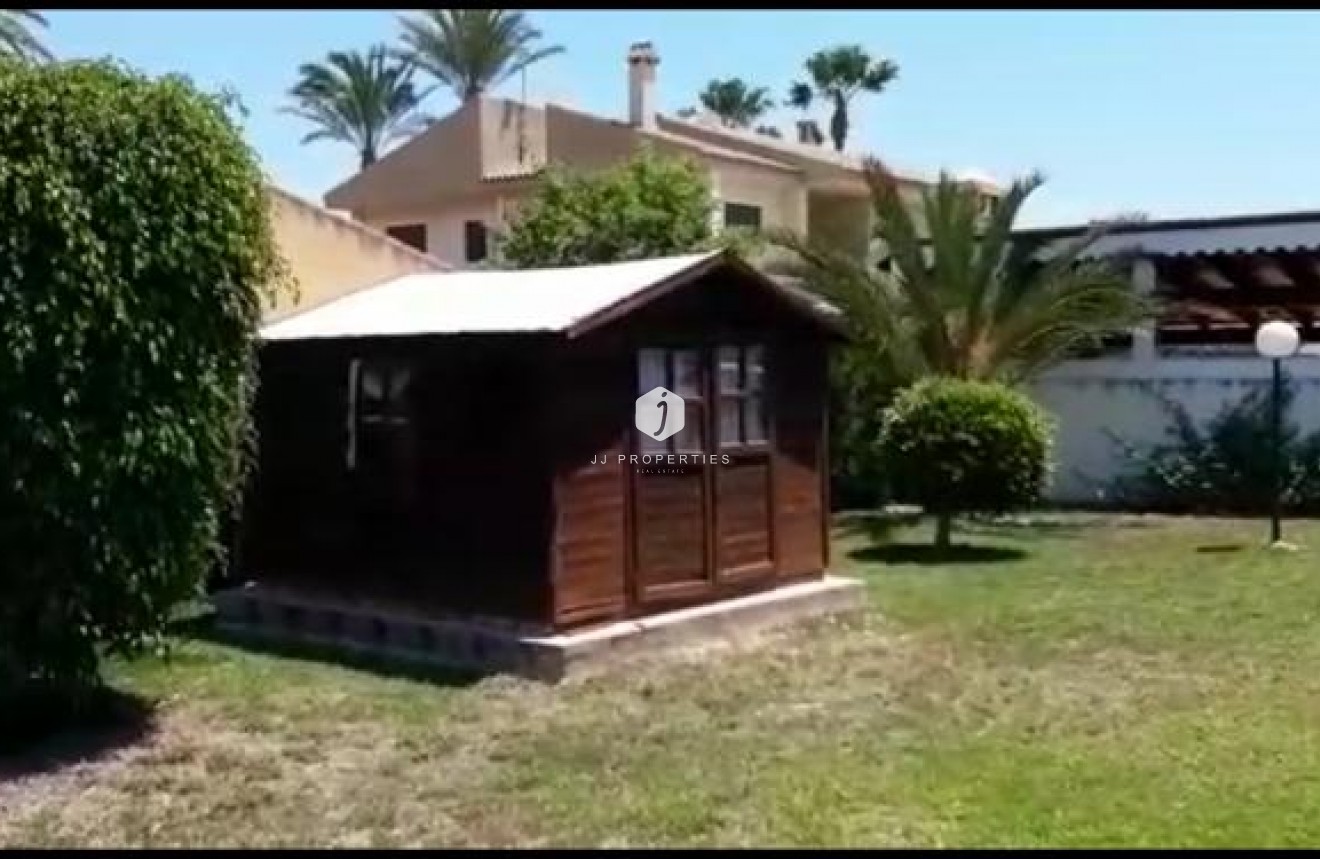 Tweedehands - Villa -
Torrevieja - Costa Blanca