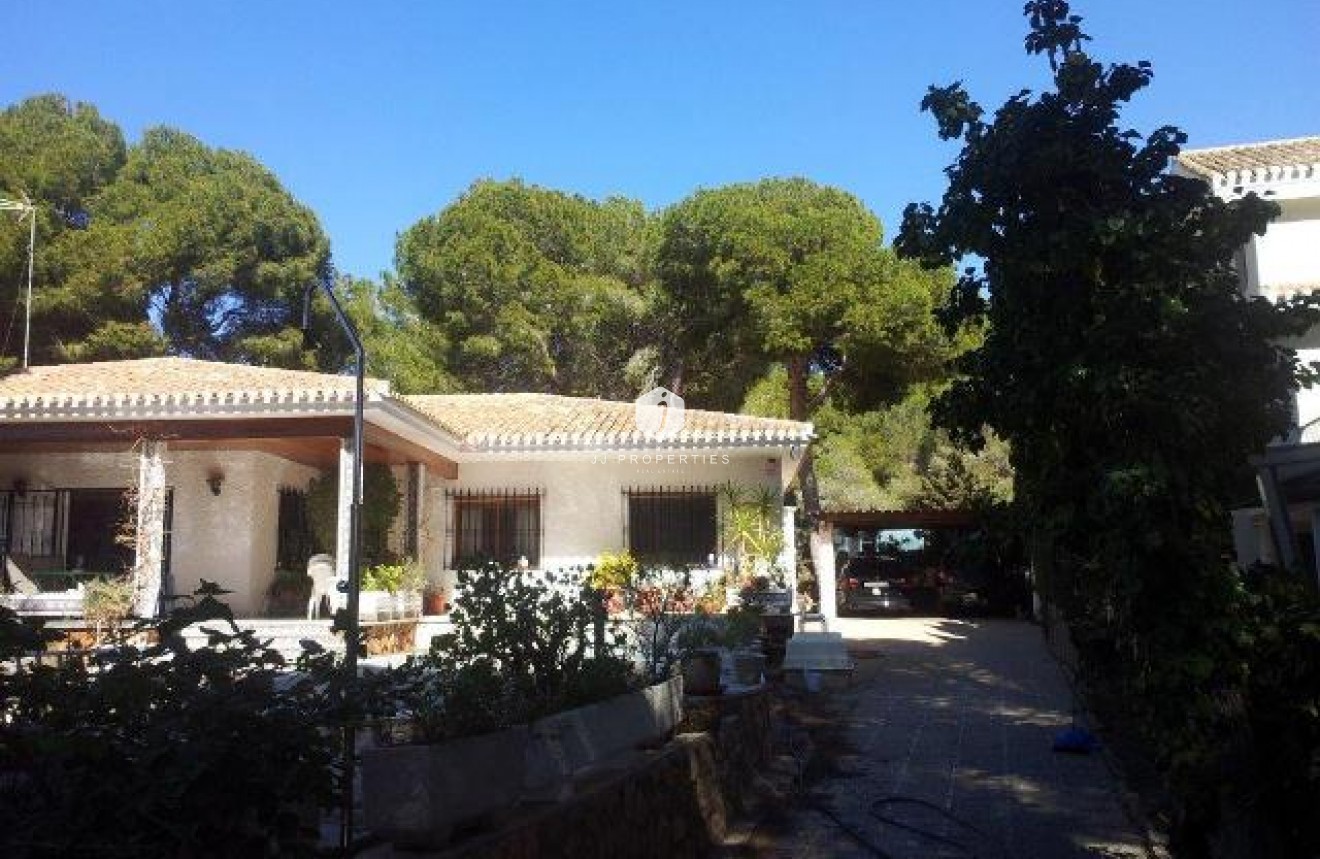 Tweedehands - Villa -
Campoamor - Costa Blanca