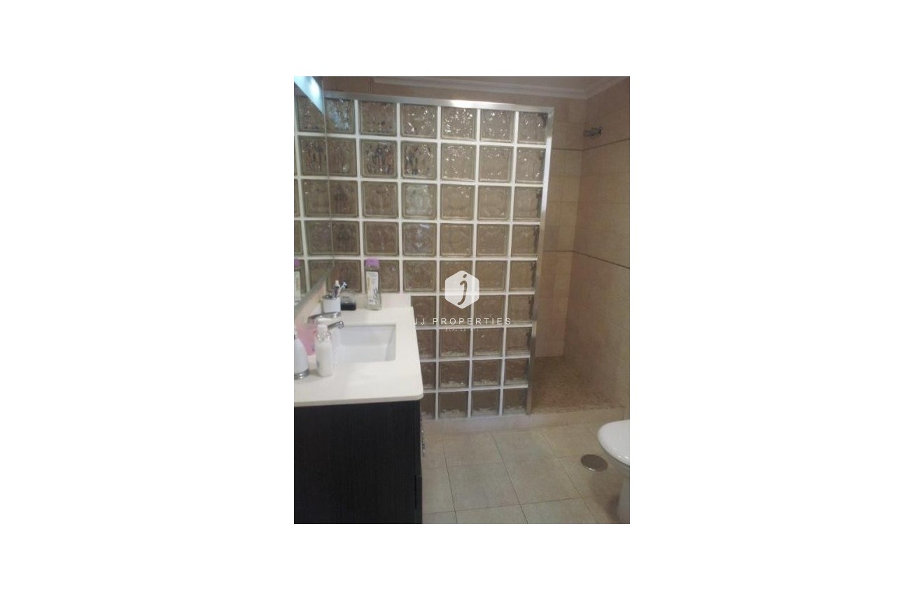 Tweedehands - Villa -
Campoamor - Costa Blanca