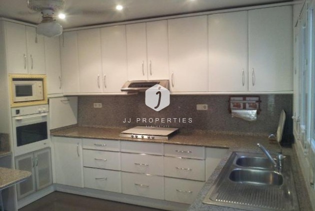 Tweedehands - Villa -
Campoamor - Costa Blanca