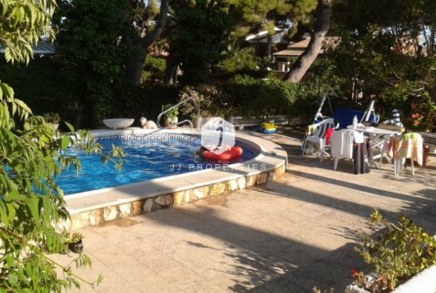 Tweedehands - Villa -
Campoamor - Costa Blanca