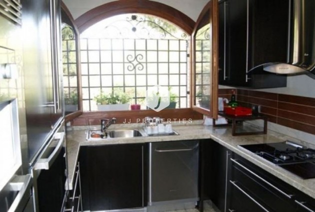 Tweedehands - Villa -
Campoamor - Costa Blanca