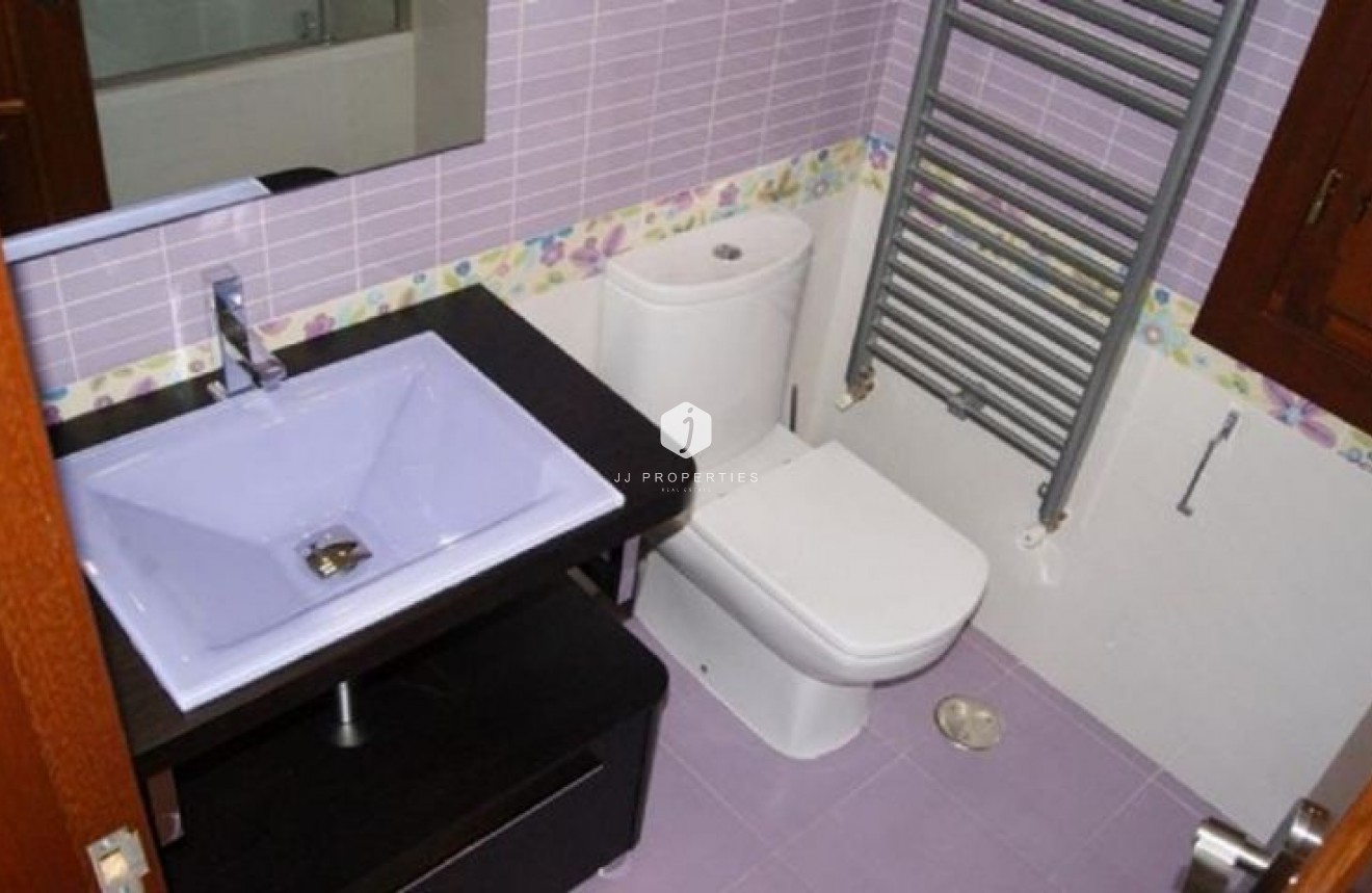 Tweedehands - Villa -
Campoamor - Costa Blanca