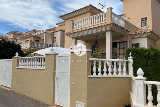 Tweedehands - Villa -
Orihuela Costa - Costa Blanca