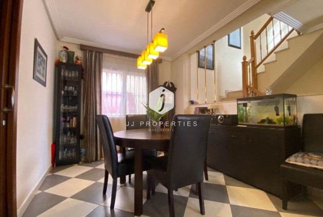 Tweedehands - Villa -
Orihuela Costa - Costa Blanca