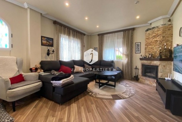 Tweedehands - Villa -
Orihuela Costa - Costa Blanca