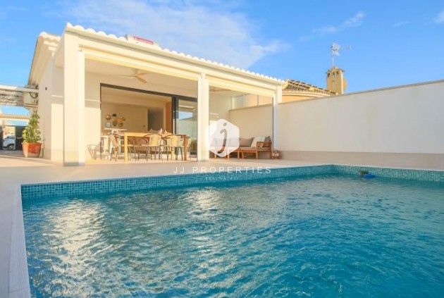 Tweedehands - Villa -
Torrevieja - Costa Blanca