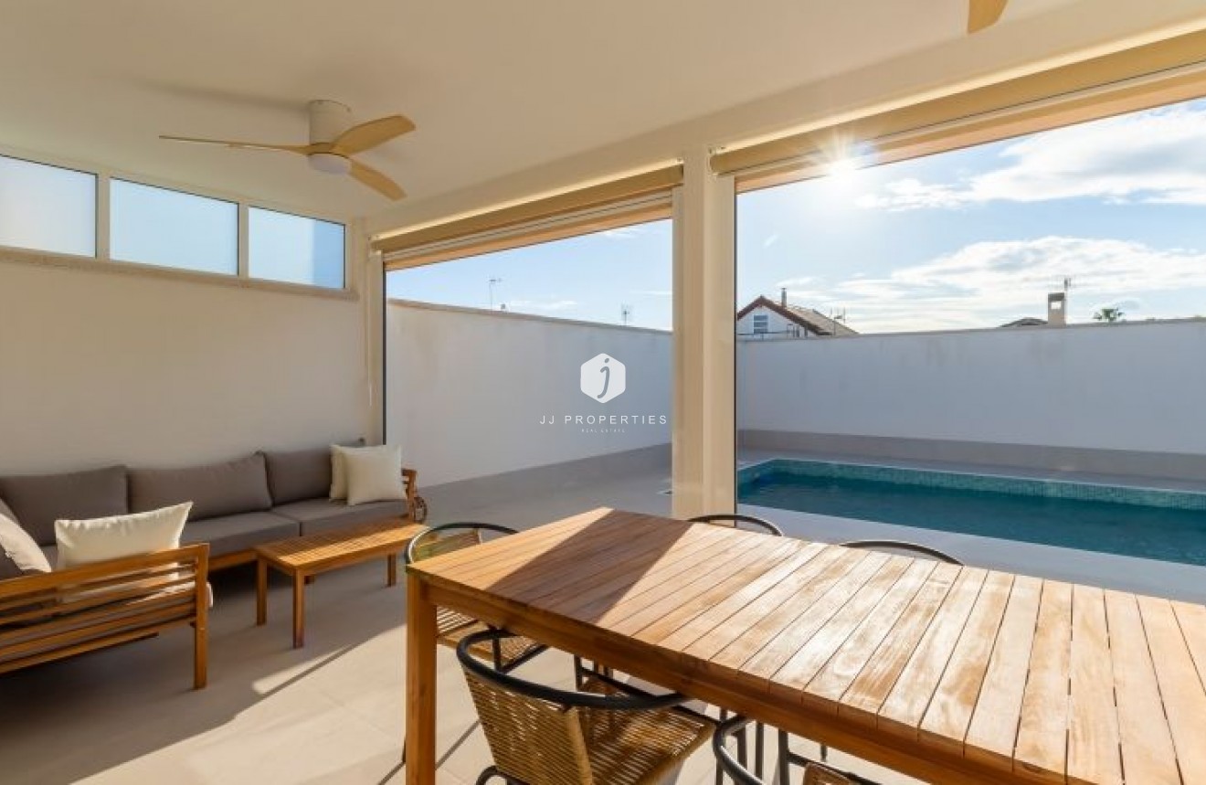 Tweedehands - Villa -
Torrevieja - Costa Blanca