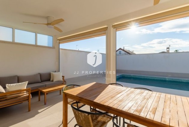 Tweedehands - Villa -
Torrevieja - Costa Blanca
