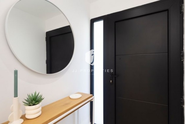 Tweedehands - Villa -
Torrevieja - Costa Blanca