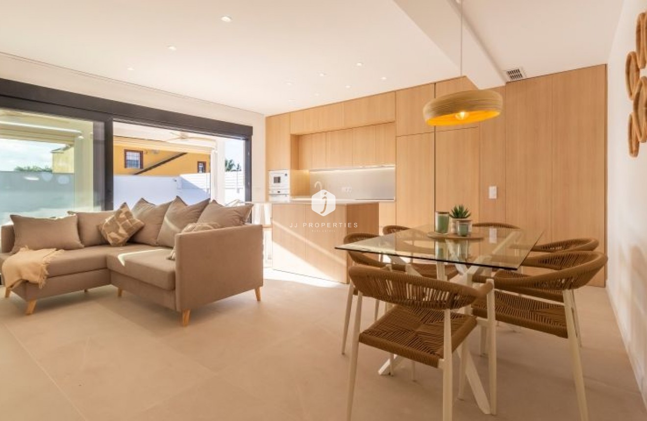 Tweedehands - Villa -
Torrevieja - Costa Blanca