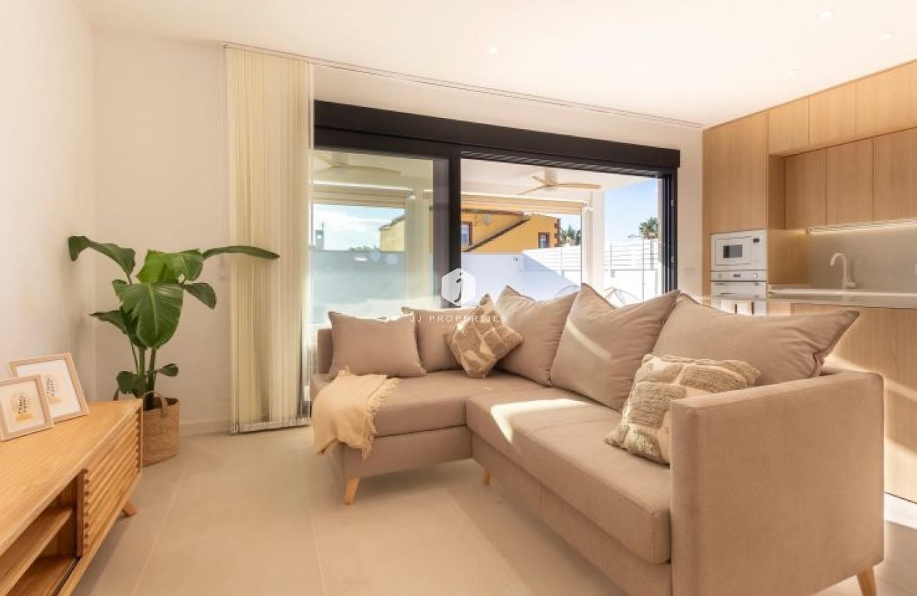 Tweedehands - Villa -
Torrevieja - Costa Blanca